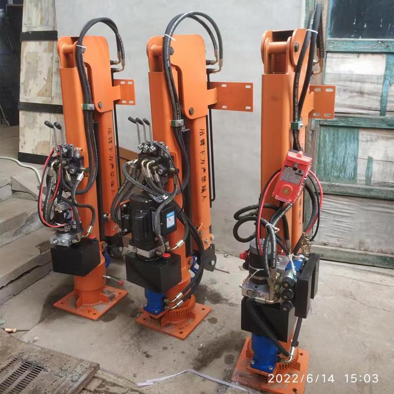 安陆市重汽蓝牌随车吊 3.2吨 国六动力强 液压驱动 农用自卸起重机